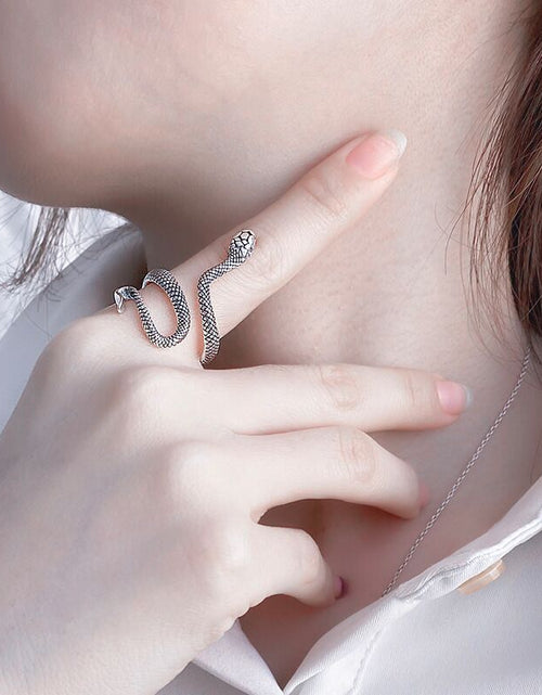Load image into Gallery viewer, Snake Design Ring - Idealic life
