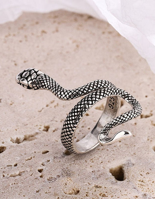 Load image into Gallery viewer, Snake Design Ring - Idealic life
